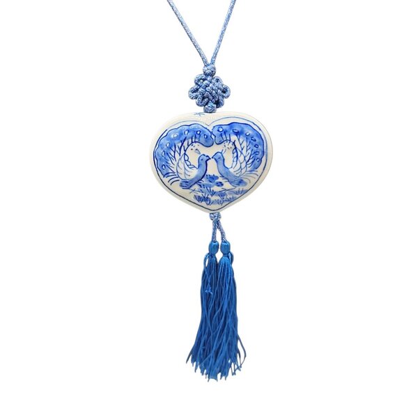 Flow Blue Peacock Love Ceramic Heart Pendant Necklace Vintage 26" Cord & Tassel - Picture 9 of 13